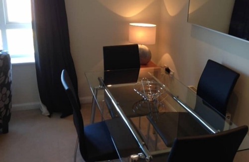Newcastle-upon-Tyne Apartment | Week2Week Tynemouth Apartment With 2 Bathrooms