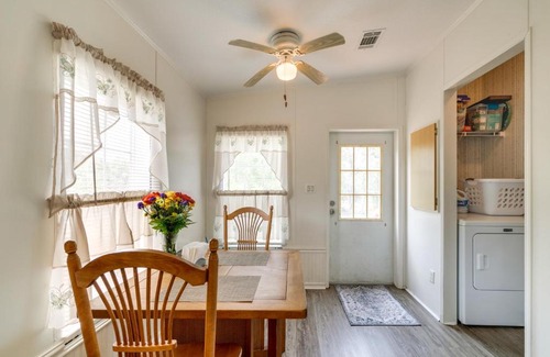 Brooksville House | Weeki Wachee Home with Fire Pit 13 Mi to Ocean!