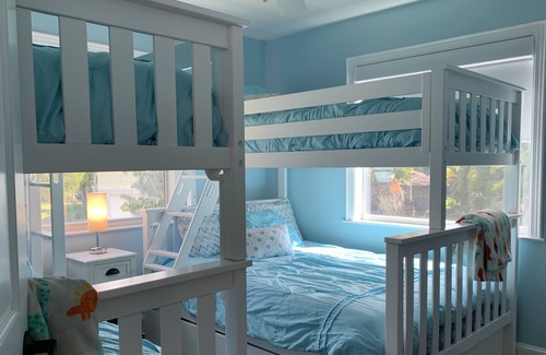 Weeki Wachee Gardens House | Weeki Wachee Kayak deck home on a quiet canal with a dock