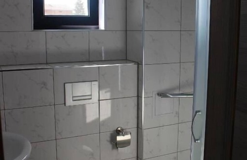 Shkorpilovtsi Hotel | Weißer Schwan