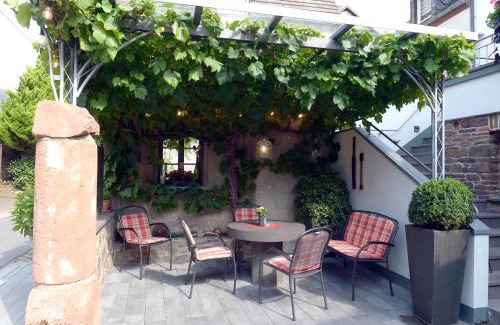 Mesenich House | Wein- und Gästehaus M. Bai