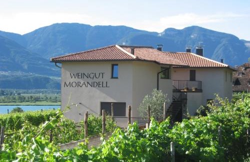 Sankt Josef Am See House | Weingut Morandell