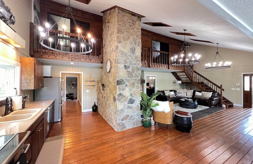 Leesburg House | Weiss Lake Front Sleeps 17 with UTV and Pon-Toon Boat for the Sunset Views!