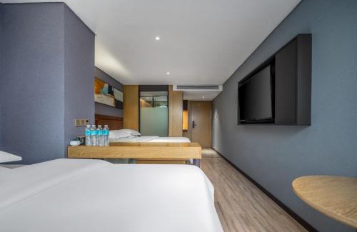 Yangpu Hotel | Weiting Light Hotel Shanghai University of Finance and Economics