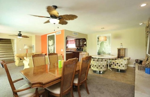 Paradise House | Welcome To Alicia Alibi