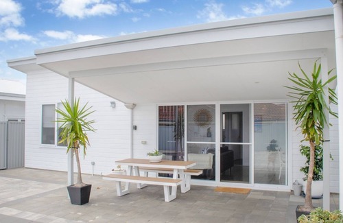 Seppings House | Welcome to Bay Belle - Binalup