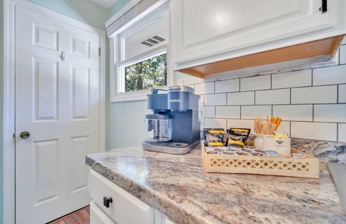 Port Royal House | Welcome to Camellia's place, Family friendly