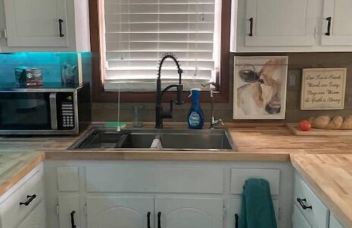 Interlachen House | Welcome to Dock Holiday!