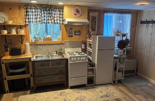 Wilmington Apartment | Welcome to "Down Under" the Hall's HousenA peaceful escape in Southern Vermont.