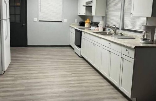 Brooksville Cottage | Welcome to Gumby's Cottage in Nobleton, FL 34661! Just 11 miles from Brooksville