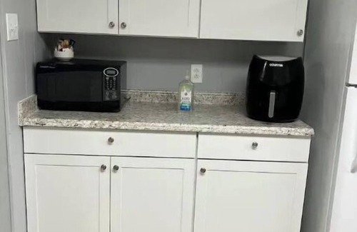 Brooksville Cottage | Welcome to Gumby's Cottage in Nobleton, FL 34661! Just 11 miles from Brooksville