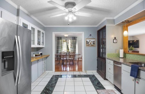 Houndslake House | Welcome to Inverness Greens!