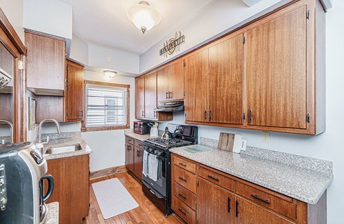 Racine House | Welcome to Lake Michigan Dreamscape - Ideal Getaway and Work-From-Home Retreat!