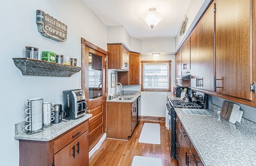 Racine House | Welcome to Lake Michigan Dreamscape - Ideal Getaway and Work-From-Home Retreat!