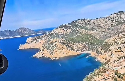 Badia Gran Bed & Breakfast | "Welcome to Mikytom's Casita, your ideal vacation retreat.