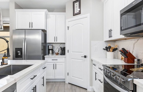 Mesquite House | Welcome to our 19th Hole! Golfer's Choice! AC, WiFi, W/D, BBQ, Big TVs, Garage