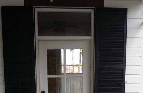 Old East Hill Apartment | Welcome To Our Newest Addition -- The Suite Victorian Tub