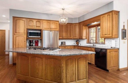 Cambridge House | Welcome to our Secluded Retreat Home, near Salt Fork State Park, Cambridge, Ohio