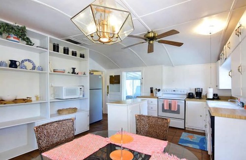 Longbeach Village House | Welcome To Paradise!