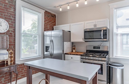 Beechmont House | Welcome to the Blue Bungalow; Your home away from home! n