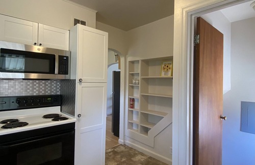 Billings House | Welcome to the College Streets!