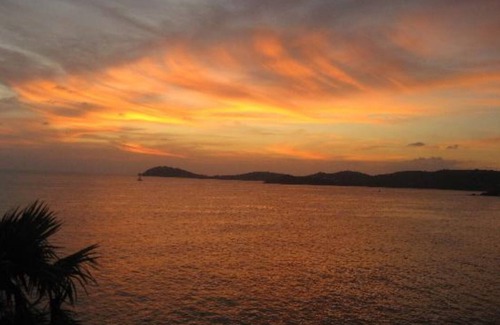 The Dunes Condo | Welcome to the dunes of the Grand Strand and its miles of sandy beaches.