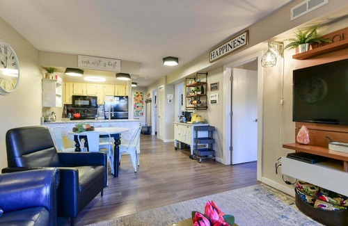 Notch Estates Condo | Welcome to the Honeybee Hideaway Unit 1