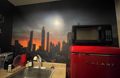 Powder Springs House | Welcome to the Posh Farmhouse with swimming pool!