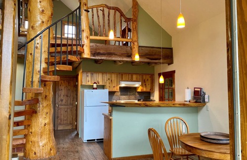 Silver Star Cabin | Welcome to the Treehouse cabin located by the cool waters of the Big Hole River
