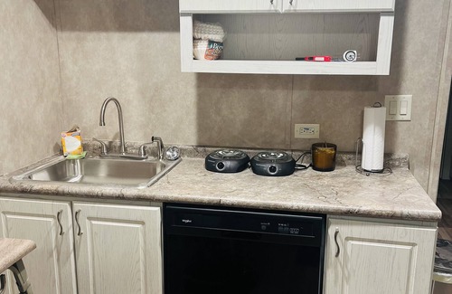 Stone Mountain Cottage | Welcome to TinyVille, the dream Tinyhome stay!