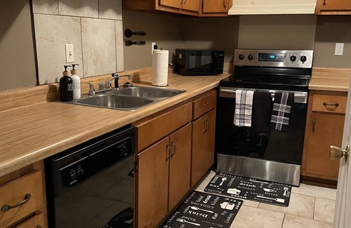 Memphis Condo | Welcoming 1BR Condo on Golf Course, Mins from Downtown