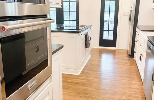 Charlotte House | Well-Appointed South CLT Ranch - Chef's Kitchen/King En Suite/Gas Fire Pit