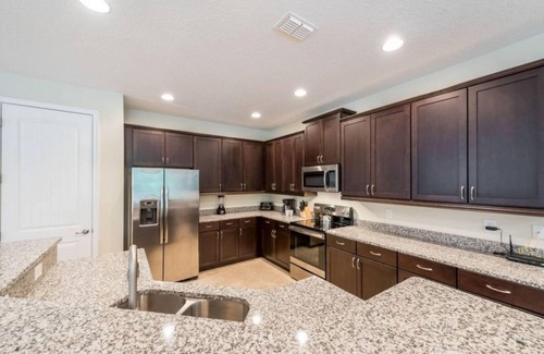 Reunion Cottage | Wellerden at Reunion Resort!by Shine Villas