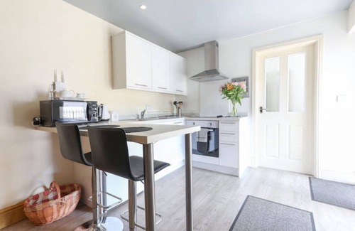 Carleton House | Wend Gardens, Carleton, Skipton. Pet friendly.