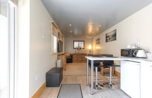 Carleton House | Wend Gardens, Carleton, Skipton. Pet friendly.