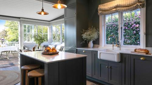 Burrawang House | Werona Cottage - enchanting home