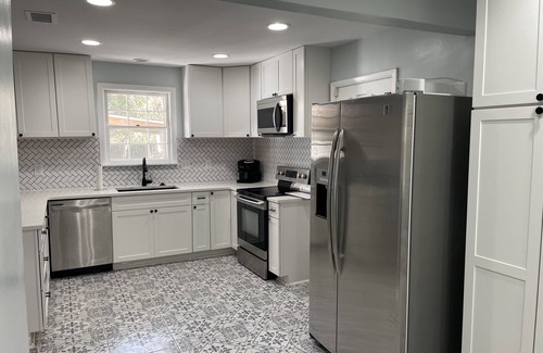 West Ashley House | West Ashley Getaway