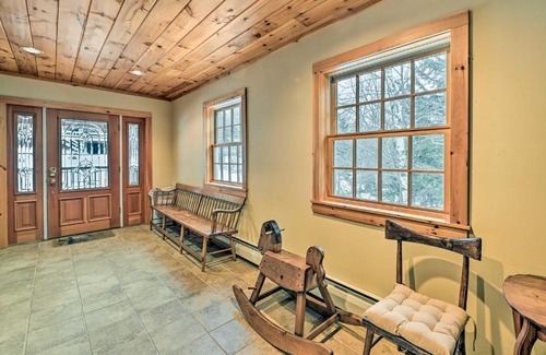 West Dover House | West Dover Home with Deck about 2 Mi to Mount Snow!