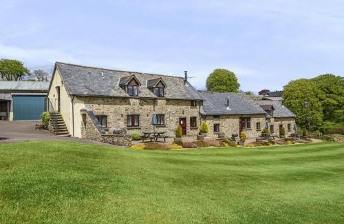 Hawkridge House | West Hollowcombe Farm Cottages - Full Site