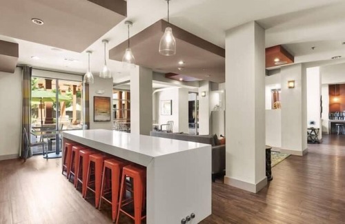 Downtown Decatur Apartment | West Home: New Apt in Decatur Square
