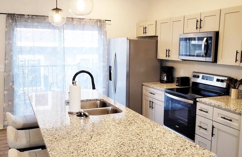 Elkhorn House | West Omaha Retreat with Patio Near Trails