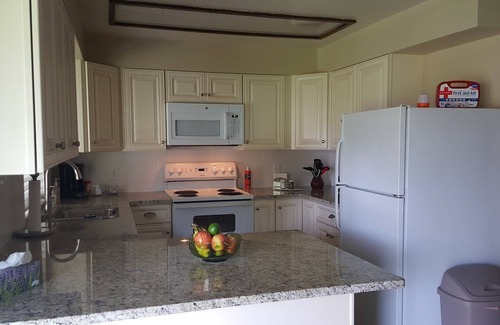 Yakima House | West Yakima - Clean - Safe - Netflix - 4803 - ONWU-LLC