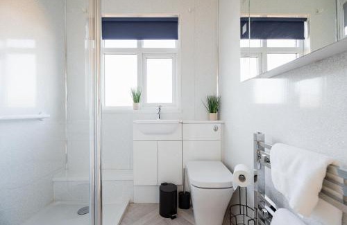 Middlesbrough House | Westbourne House By Horizon Stays