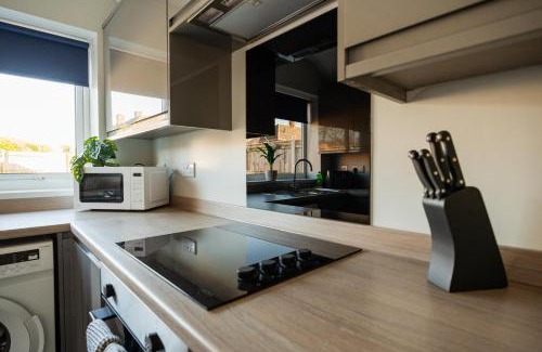 Middlesbrough House | Westbourne House By Horizon Stays