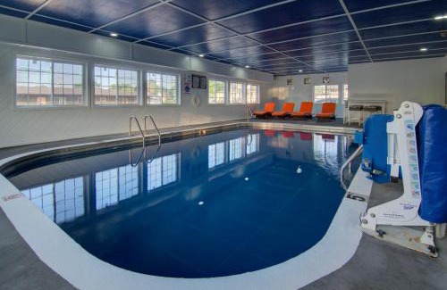 Centerville Hotel | Westbridge Inn and Suites