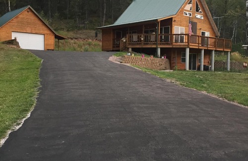 Newcastle Cabin | Western gateway to the Black Hills-Snowmobiling, skiing, hunting, and fishing!