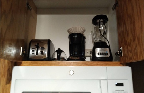 Oroville House | Western Theme with complimentary bottle of wine