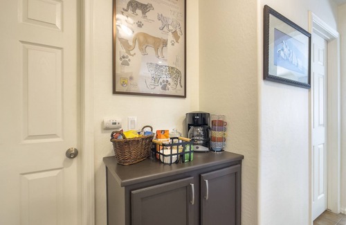 South Mountain House | Western vibe 3 BR home with heated pool and sauna