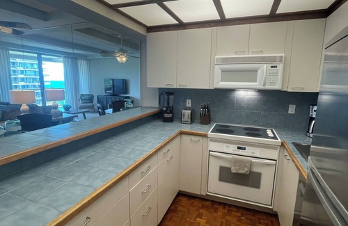 Kaanapali Apartment | Whaler Tower II - 1 Bedroom Condo with Beautiful Ocean View