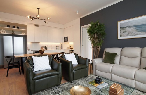 Menlyn Apartment | When Away - Luxury 2 Bedroom In Menlyn Maine 110m